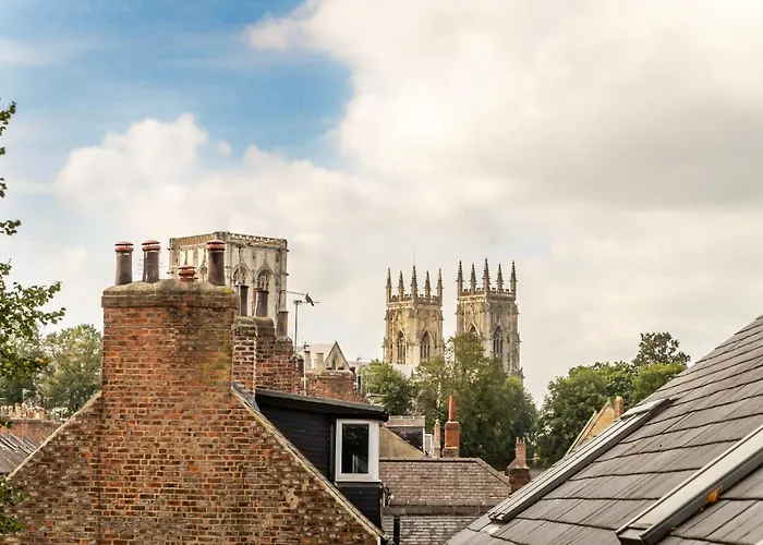 18 St Johns Mews York